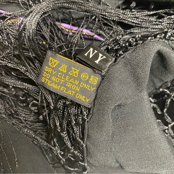 Vintage J & X Fringe Shall purple and black velvet silk - Picture 8 of 8